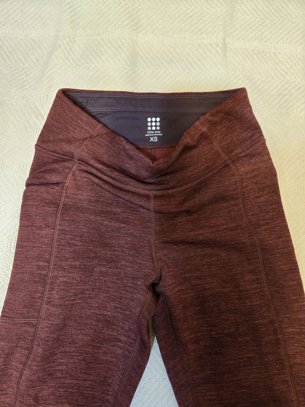 Title Nine Maroon Heathered Fleecelined Leggings